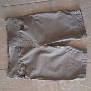 Gloria Vanderbilt All-Around Slimming Flat Front Bermuda Shorts - Amanda